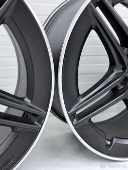 Originální litá kola Mercedes AMG R19 - 4