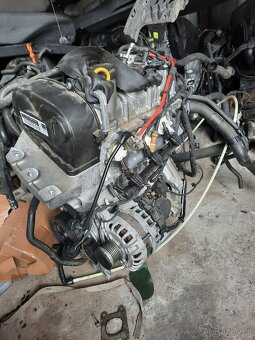 nd z škoda rapid 999mpi světle tmave modrá - 4