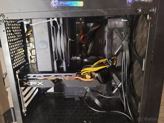 Starší herní PC - 4