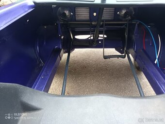 RETRO šlapací autíčko ala Moskvich z dob SSSR - 4