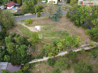 Prodej pozemku v Encovanech - 4