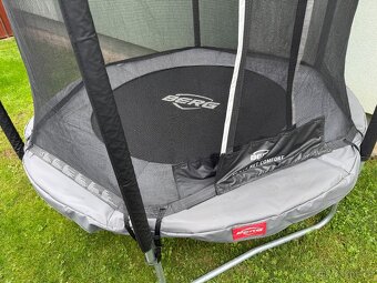 Trampolína BERG 200 - 4
