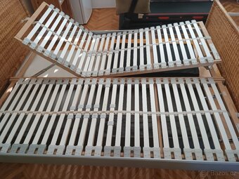 Prodám manželskou postel Ikea - 4