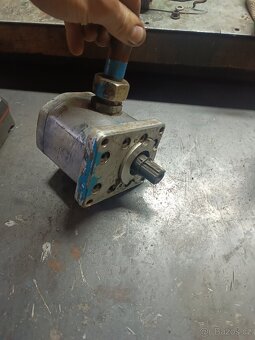 Hydraulické čerpadlo TGL 10859 - 4