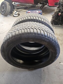 Pneu Pirelli 255/50 R19 - 4