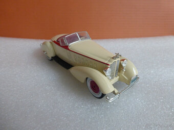 modely aut 1:43 3. - 4