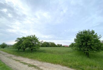 Bezuchov, stavební pozemek 3440m2 - 4