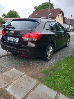 Chevrolet Cruze SW Combi 2.0 tdi 120kW rv 2012 - 4