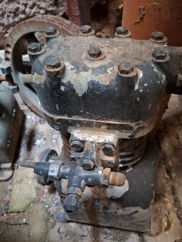 Elektromotor s kompresorem - 4