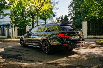 BMW 540d xDrive Touring, záruka, servis, DPH - 4