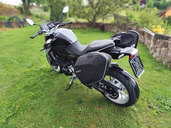 BMW F900R - 4