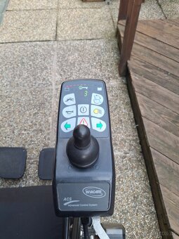 Elektrický invalidní vozik - 4