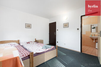 Penzion s 42.000 m² pozemků – ideální pro resort, svatby, sp - 4