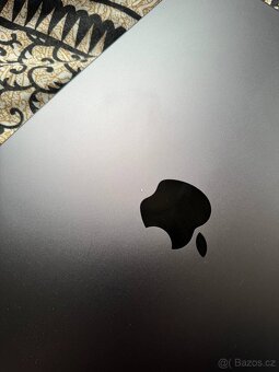 MacBook Pro 14" M4 PRO CZ 2024 Vesmírně černý - 4
