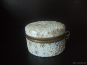 Hodinky, kameninové koule, soška, mramorové vajíčko, mačety - 4