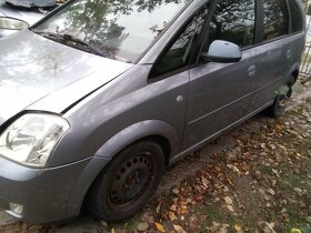 Opel Meriva 1,7cdti - auto k rozebrani - 4