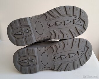 Zánovní nepromokavé dívčí zimní boty vel. 35 - 4