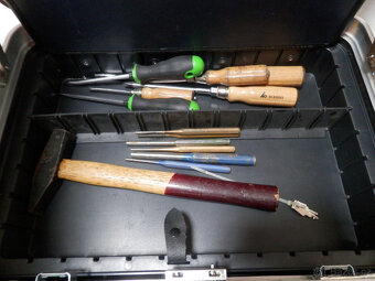 Kufr s nářadím - 4