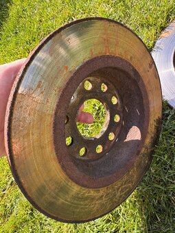 Vw golf V kotouce trmeny mk5 - 4