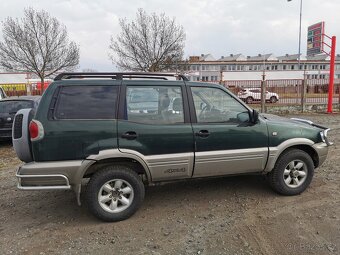 Nissan Terrano - 4