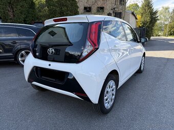 Toyota Aygo 1.0 VVT-i 53 kW - 4