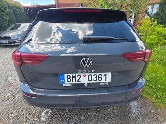 Volkswagen Golf - 4