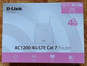 Prodam novy router na SIM kartu D-Link DWR-960 - 4