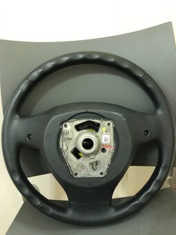 BMW F10 F11 volant - 4