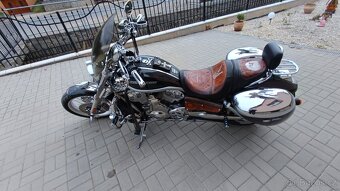 Harley Davidson v-rod - 4