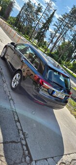 Opel Insignia - 4