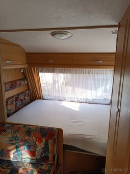 Obytný karavan-přívěs Swift Toscane 460 s pojezdem - 4