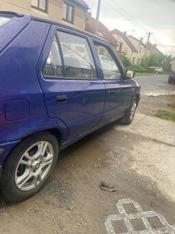 Prodám Škoda Felicie pojízdná perfektní stav - 4
