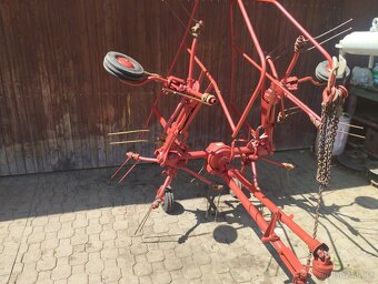 Obraceč sena Hahr Kh4 - 4