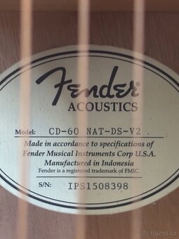 Kytara Fender - 4