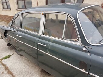 Tatra 603 - 4