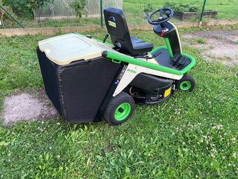 Zahradní traktor,profi rider Etesia Bahia 80 - 4