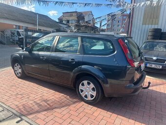 Ford focus 1.6tdci 80kw, manual, slušný stav, tažné zařízení - 4