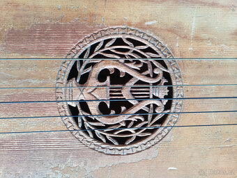 Kytarová loutna - 4