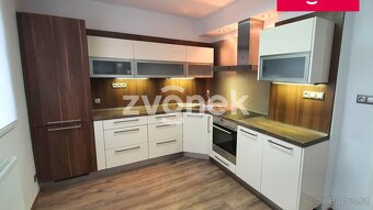 Rodinný dům Zlín - Kostelec, zahrada, 2 parkovací stání - 4