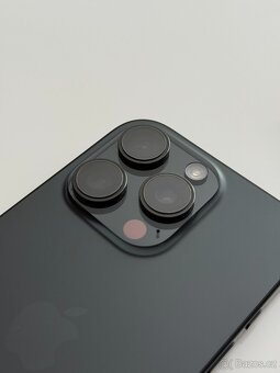 Prodám iPhone 16 Pro 128 GB černý titan - 4