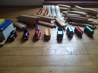 Dřěvěné koleje + doplňky - 4