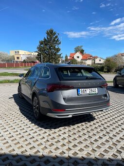 Škoda Octavia Scout 2.0TDi 110kW DSG 4x4 2022 - 4