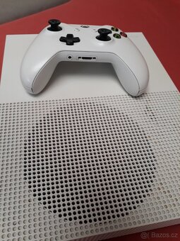 Xbox one s - 4