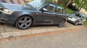 Audi A6 4F - 4