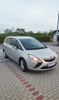 Opel Zafira C 2.0 CDTi Cosmo, ČR, nehav. , až 7 míst, - 4