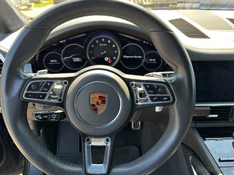 Porsche Cayenne Turbo 3 - 4