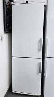 Lednice s mrazákem INDESIT, kombinovaná, Liebherr - 4
