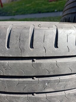 prodám 4 letní pneumatiky 205/55-16 91V Continental - 4