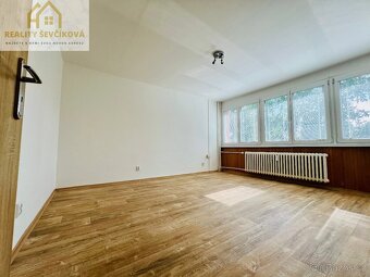 Pronájem bytu 1+kk, 28m2 – Severní, Hradec Králové - 4