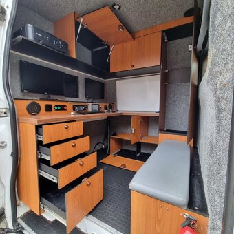 Hyundai H350 VAN 110kW 6,2 - 4